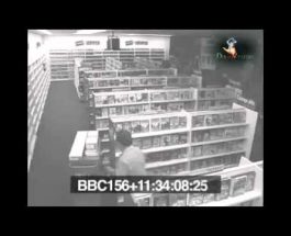 O fantomă filmată într-o videotecă