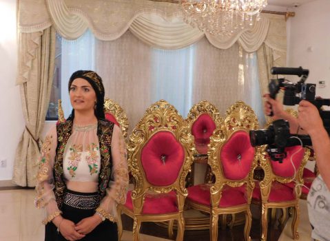Vraja ochilor răi